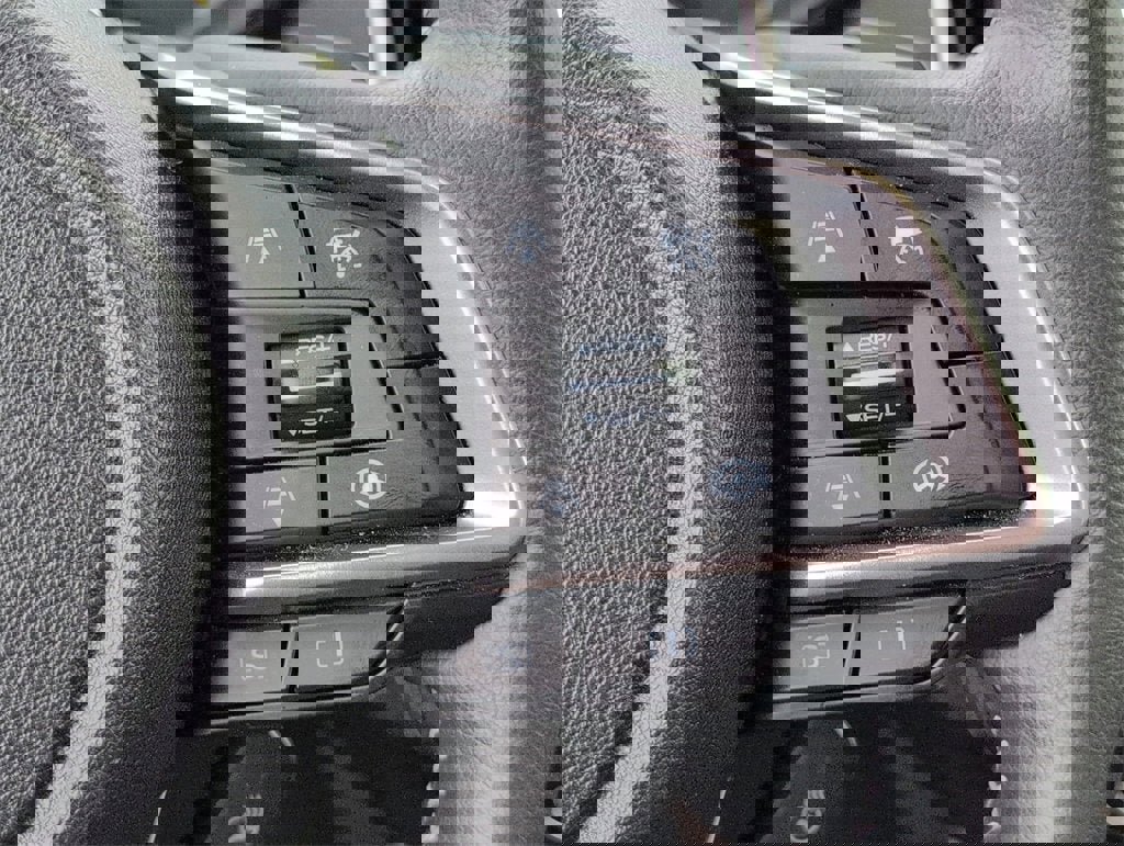 Used 2023 Subaru Forester Touring image 22