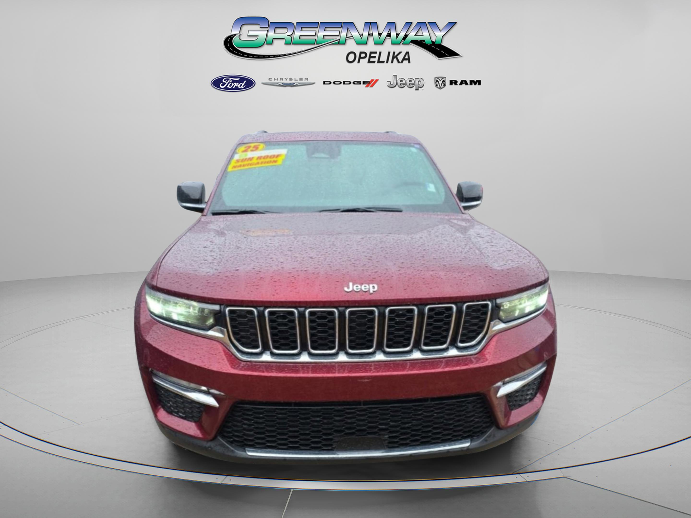 Used 2025 Jeep Grand Cherokee Limited w/ Trailer Tow Package image 8
