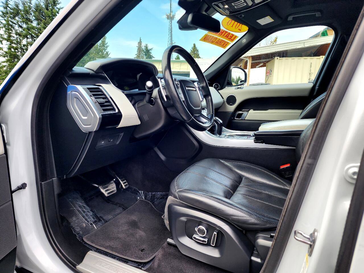 Used 2016 Land Rover Range Rover Sport Supercharged image 13