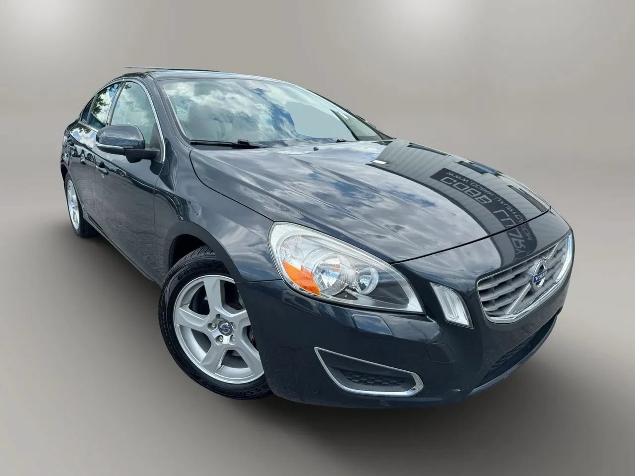 Used 2012 Volvo S60 T5 FWD image 2