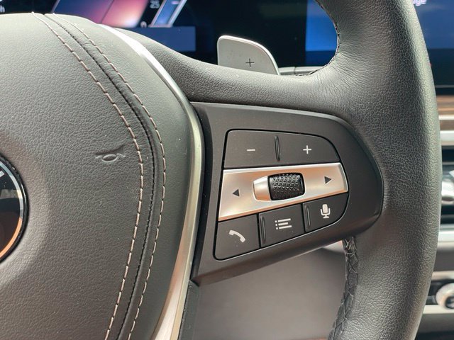 Used 2026 BMW X5 xDrive40i w/ Premium Package AWD/4WD image 16