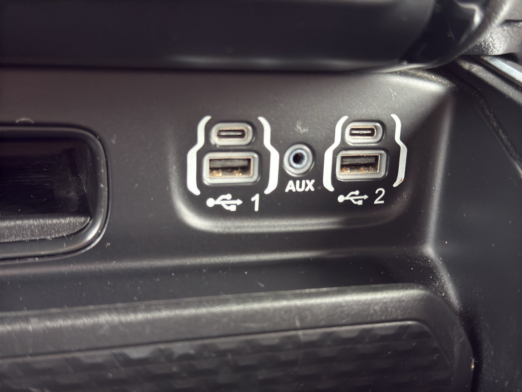 Used 2022 RAM 1500 Big Horn AWD/4WD image 30