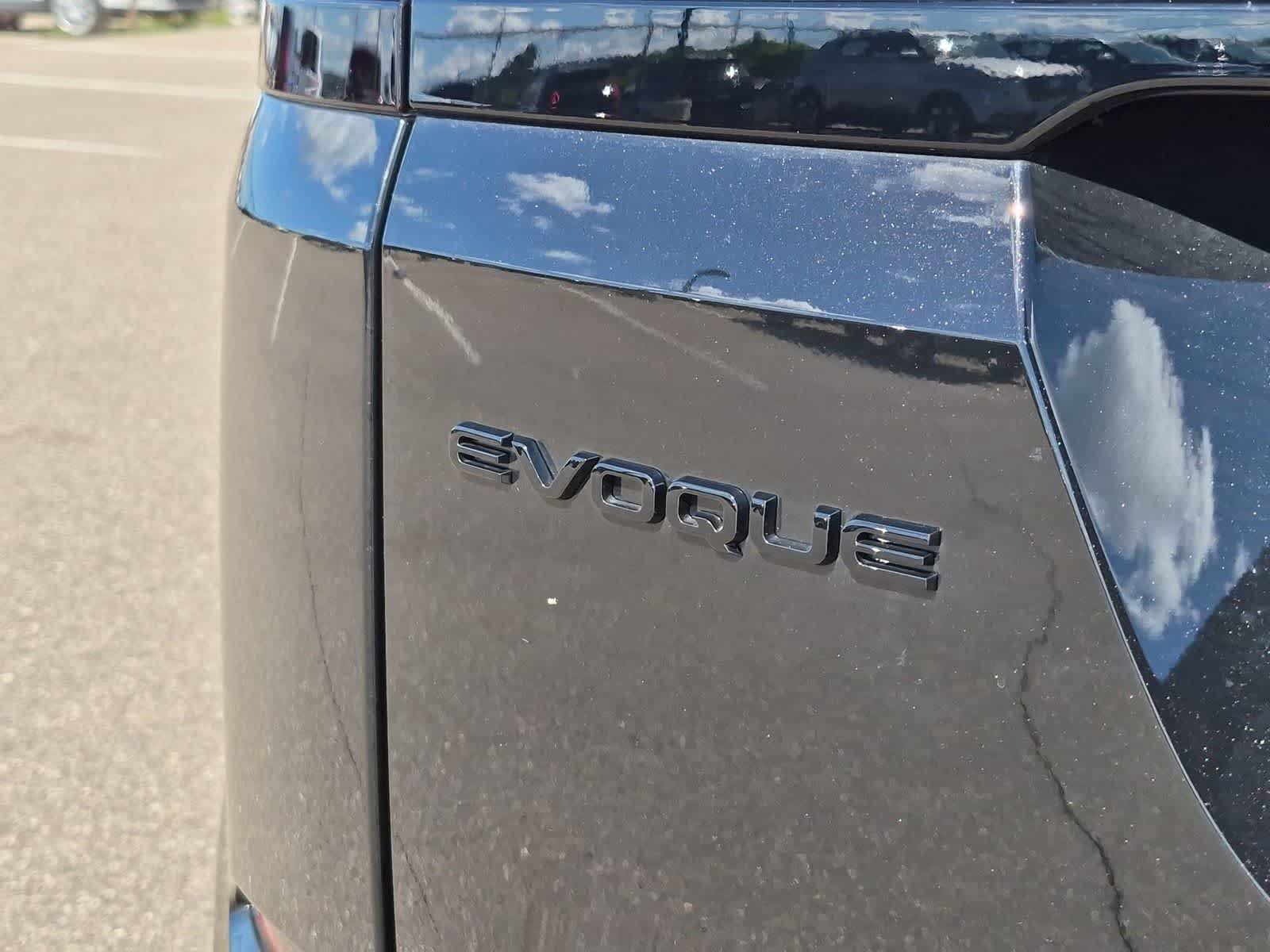 New 2026 Land Rover Range Rover Evoque S AWD/4WD image 12