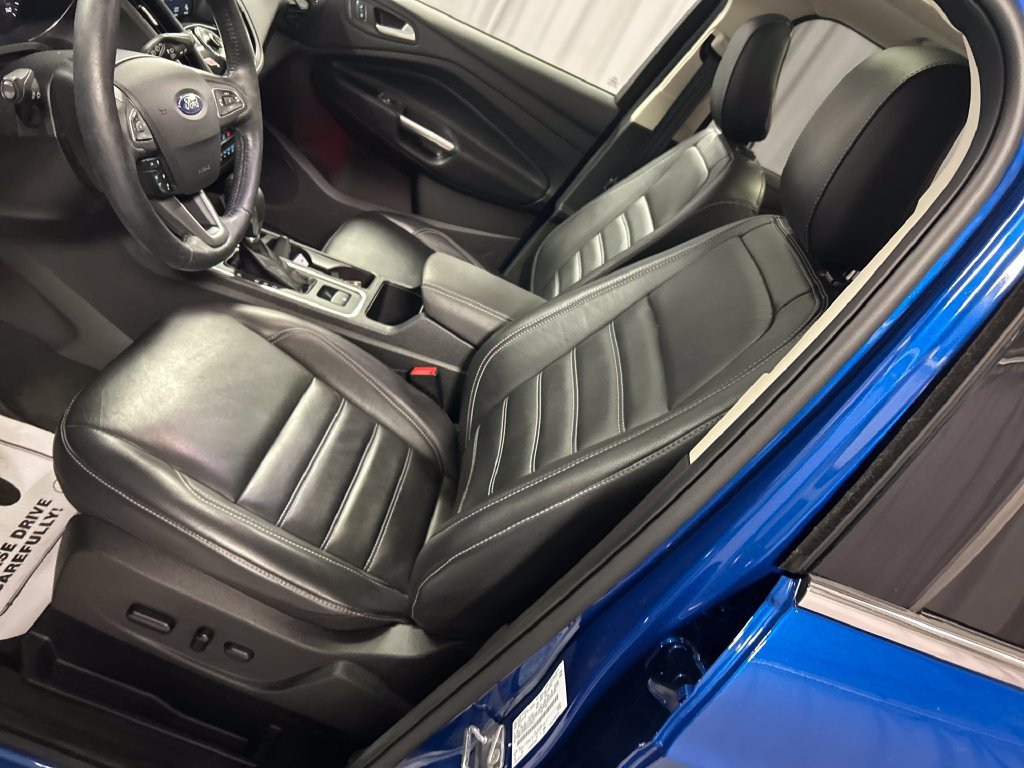 Used 2019 Ford Escape Titanium FWD image 10