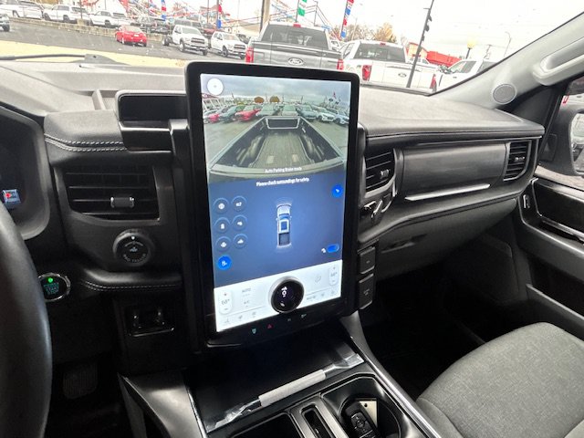 Used 2024 Ford F150 Lightning Flash AWD/4WD image 35