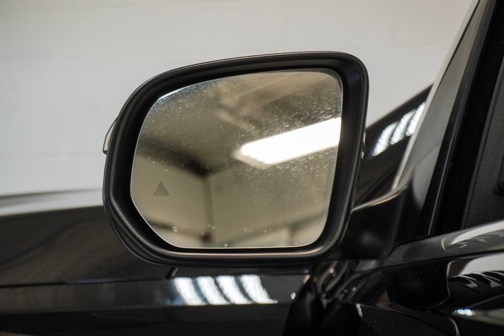 Used 2025 Mercedes-Benz GLS 450 4MATIC image 47