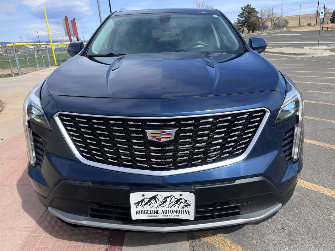 Used 2019 Cadillac XT4 Premium Luxury AWD/4WD image 2