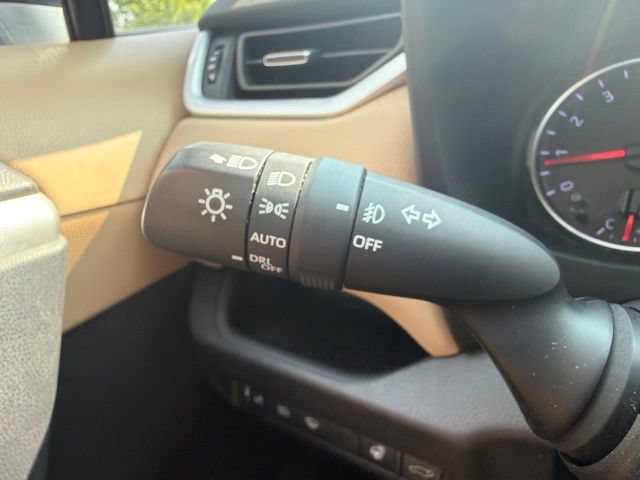 Used 2020 Toyota RAV4 XLE Premium AWD/4WD image 24