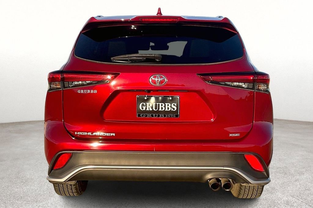 Used 2023 Toyota Highlander L image 6