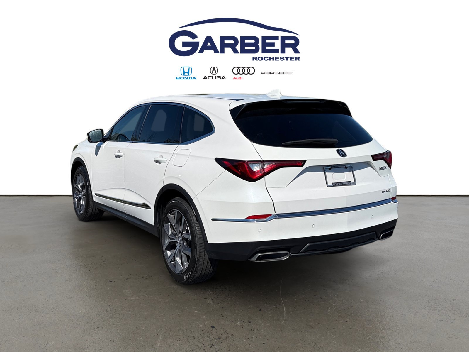 Used 2024 Acura MDX w/ Technology Package AWD/4WD image 3