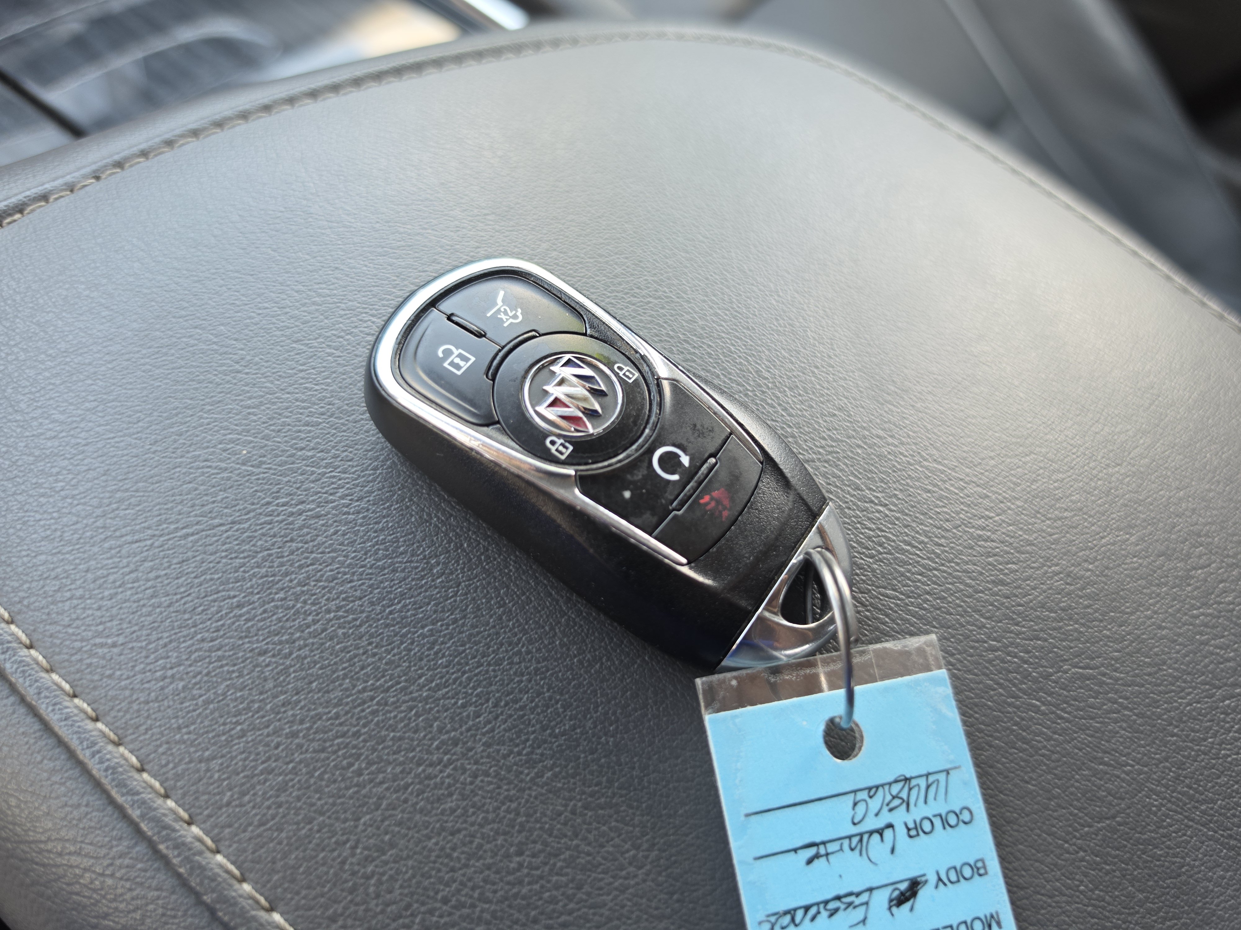Used 2021 Buick Enclave Essence AWD/4WD image 33