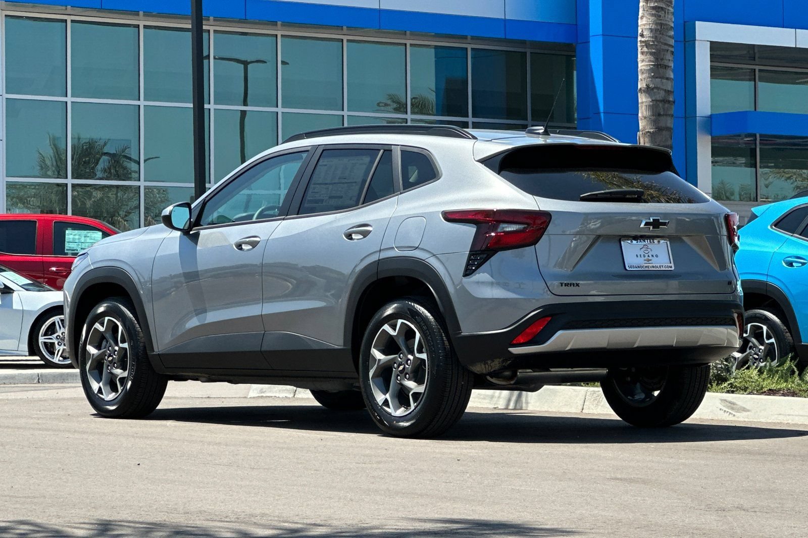 New 2026 Chevrolet Trax LT w/ Driver Confidence Package FWD image 6