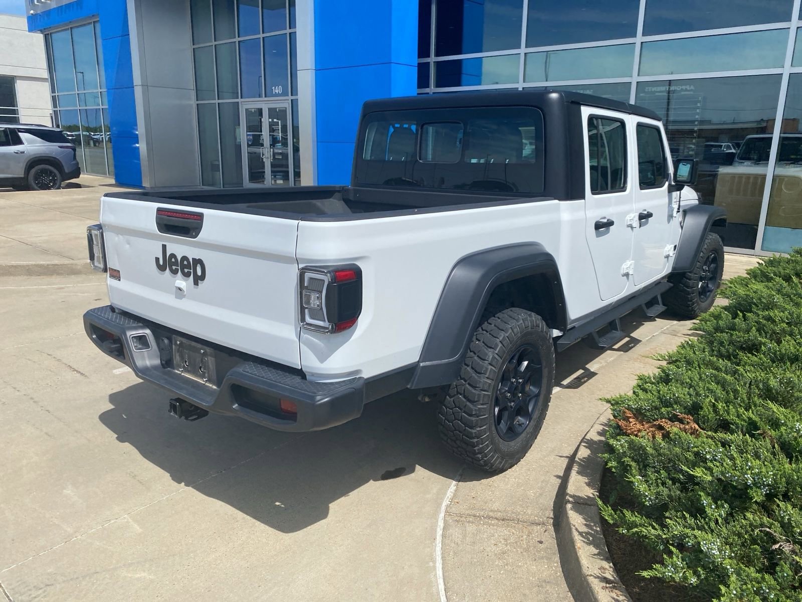 Used 2023 Jeep Gladiator Sport w/ Trailer Tow Package image 4