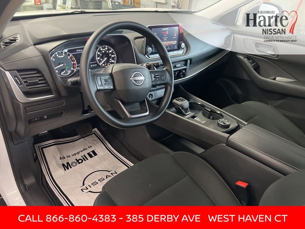 Certified 2025 Nissan Rogue S image 28