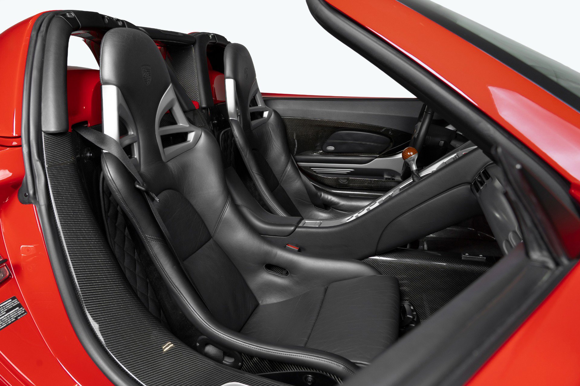 Used 2004 Porsche Carrera GT image 29