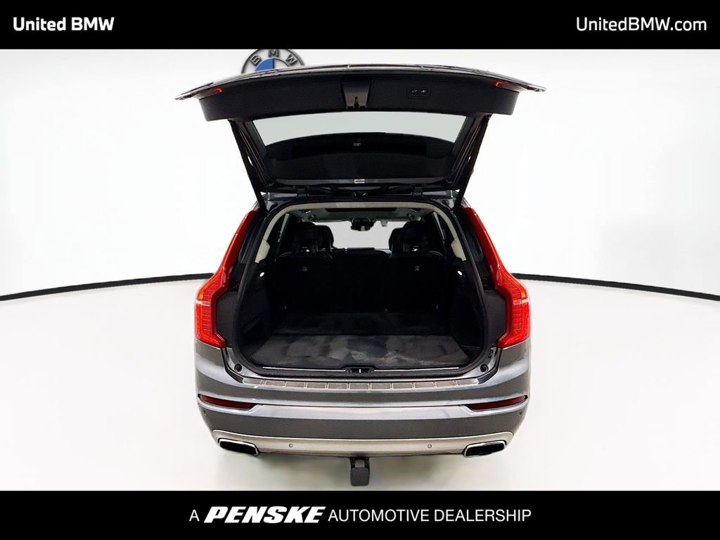 Used 2019 Volvo XC60 T5 Momentum w/ Multimedia Package image 15