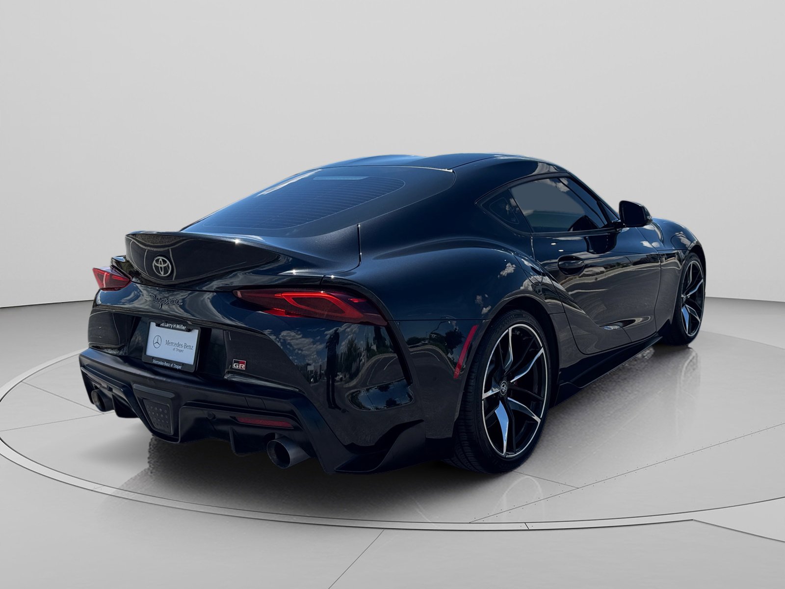 Used 2021 Toyota Supra Premium w/ Driver Assist Package RWD image 5