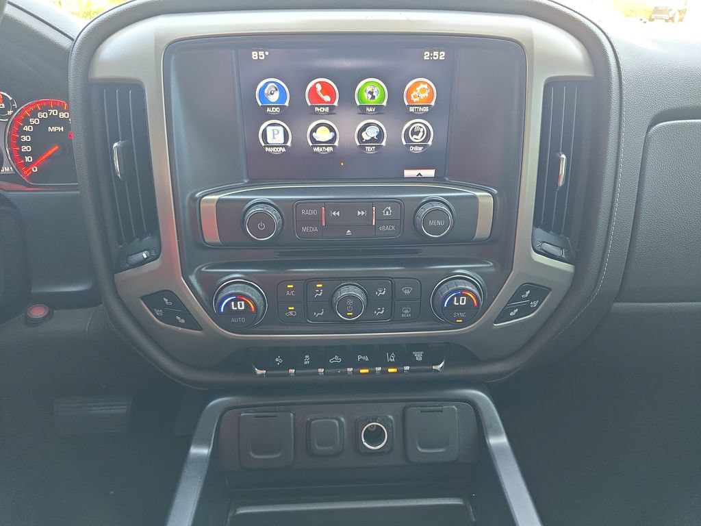 Used 2015 GMC Sierra 3500 Denali w/ Duramax Plus Package RWD image 21