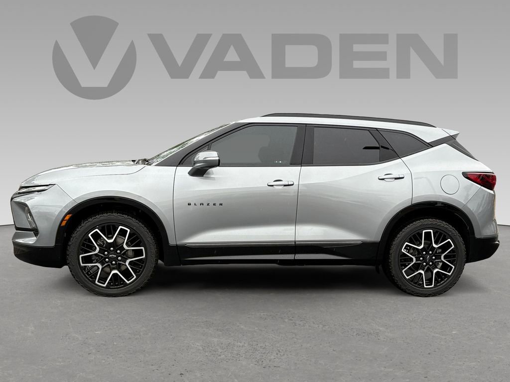 Used 2023 Chevrolet Blazer RS w/ Driver Confidence II Package image 7