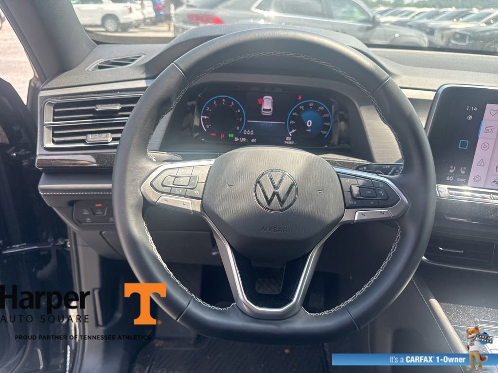 Used 2025 Volkswagen Atlas Cross Sport SE w/ Panoramic Sunroof Package AWD/4WD image 17