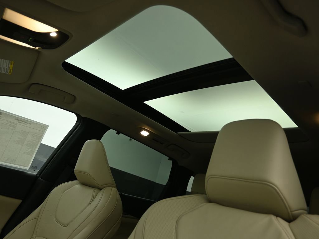 Certified 2025 INFINITI QX60 Luxe image 21