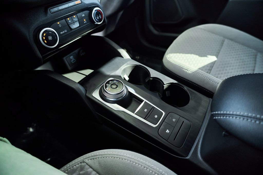 Used 2022 Ford Escape SE image 37