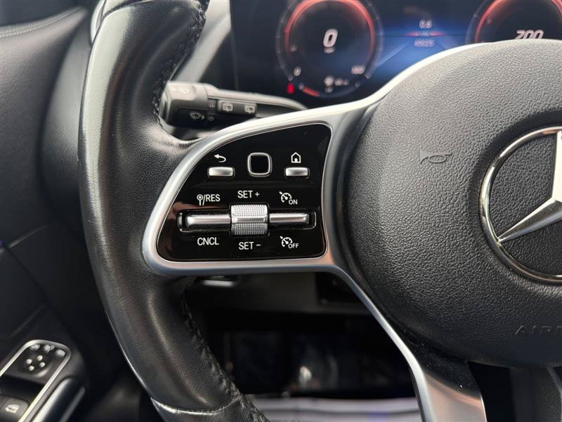 Used 2022 Mercedes-Benz GLA 250 4MATIC w/ Premium Package Lite image 32