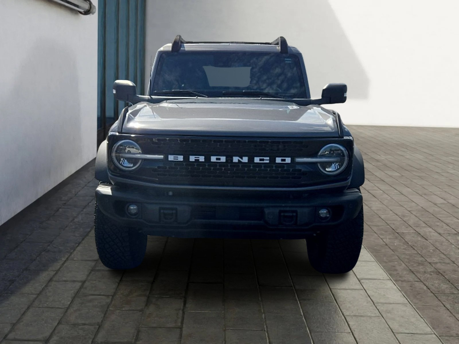Certified 2023 Ford Bronco Wildtrak AWD/4WD image 8