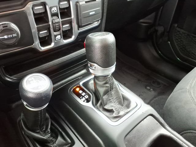 Used 2022 Jeep Gladiator Sport AWD/4WD image 23