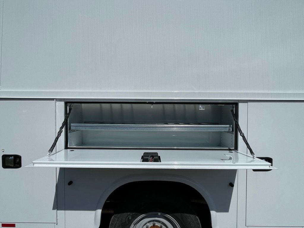 New 2026 Ford E-350 and Econoline 350 Super Duty w/ Power Equipment Group image 18