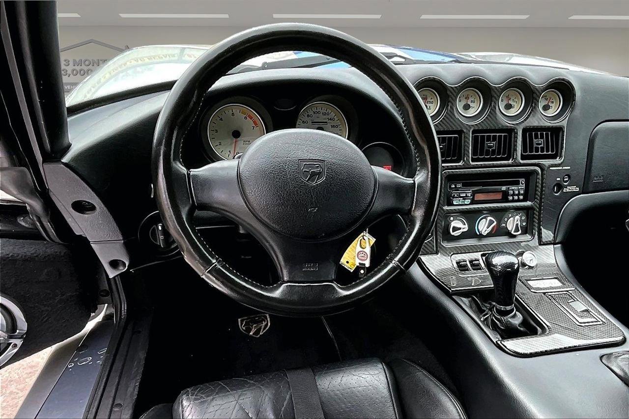 Used 1999 Dodge Viper GTS RWD image 9