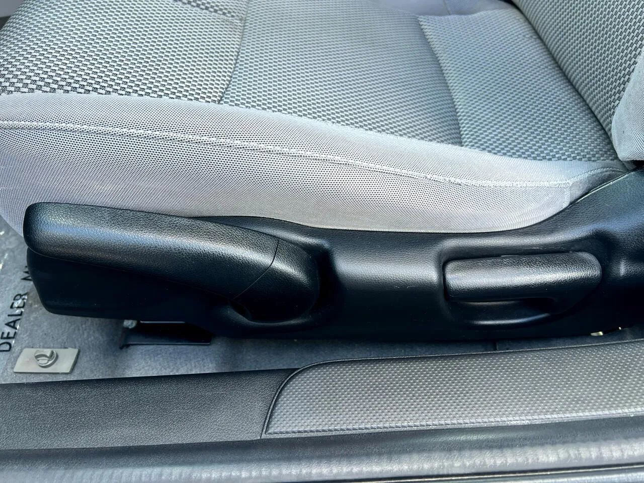 Used 2011 Honda CR-Z EX image 24