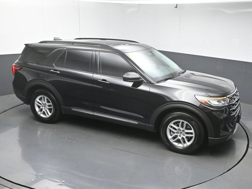 Used 2025 Ford Explorer Active RWD image 40