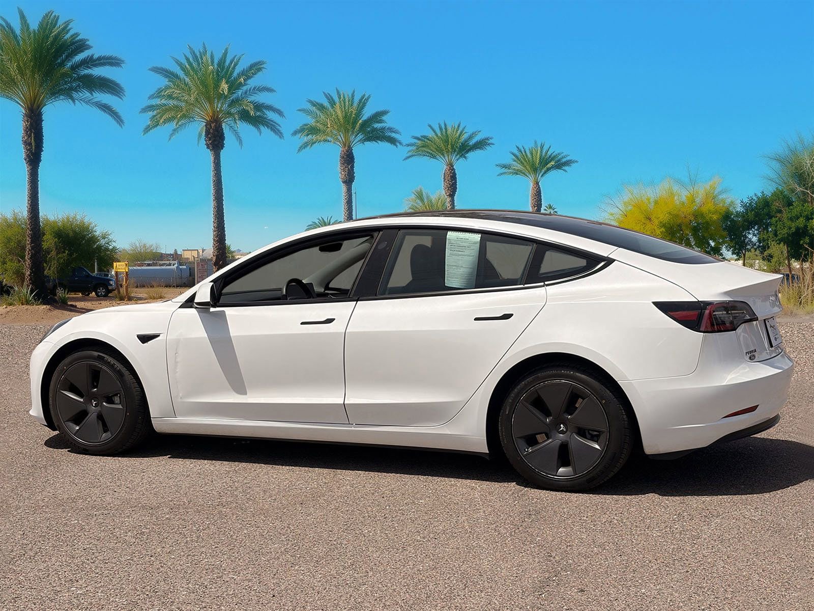 Used 2023 Tesla Model 3 Standard Range RWD image 3