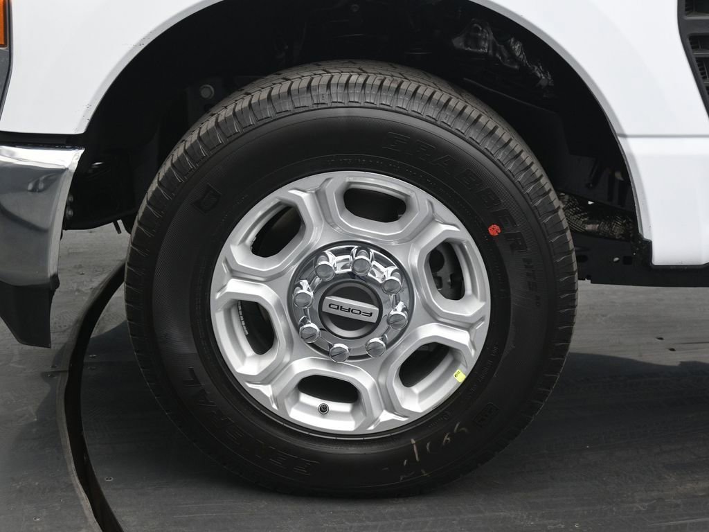 New 2026 Ford F250 XLT image 21