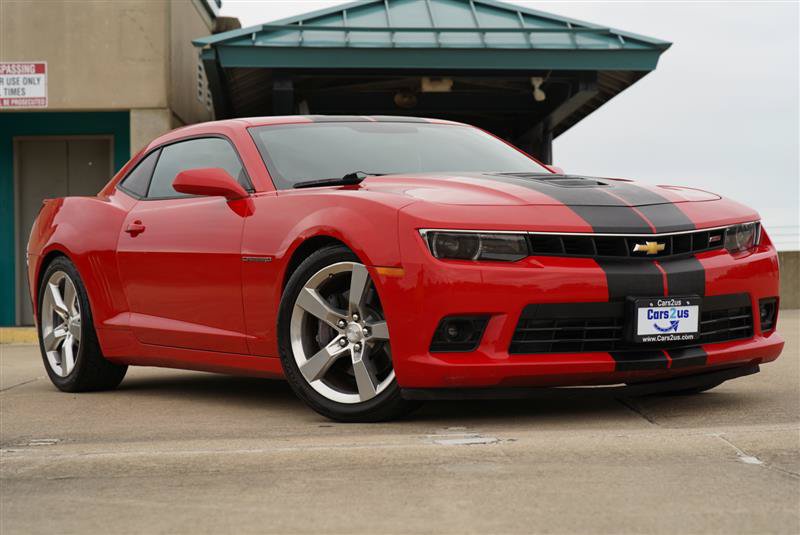 Used 2015 Chevrolet Camaro SS w/ RS Package RWD image 11