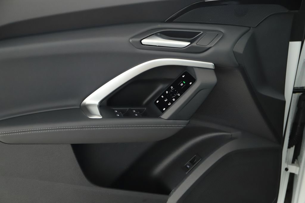 New 2025 Audi Q5 Premium image 22