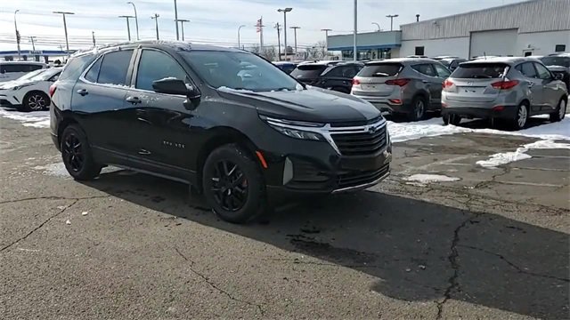 Certified 2024 Chevrolet Equinox LT w/ LPO, Floor Liner Package image 2