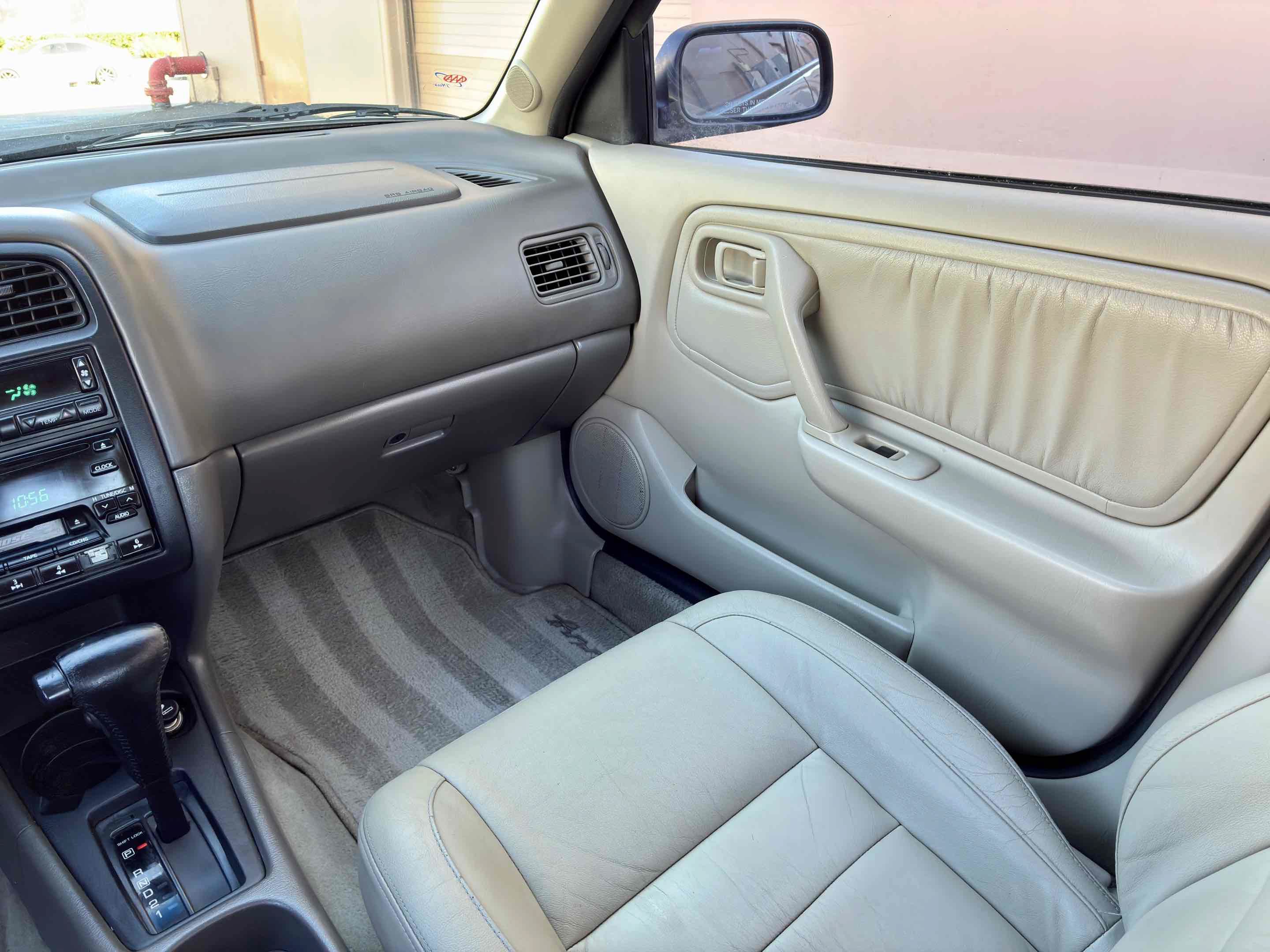Used 1999 INFINITI G20 FWD image 17