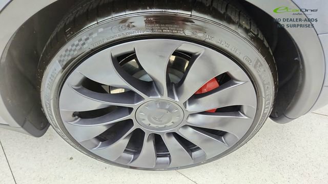 Used 2023 Tesla Model Y Performance AWD/4WD image 58