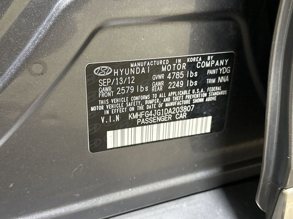 Used 2013 Hyundai Azera FWD image 27