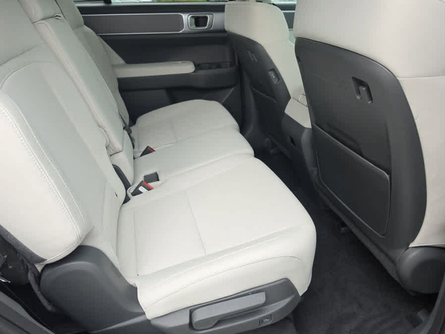 New 2027 Hyundai Santa Fe SE FWD image 20