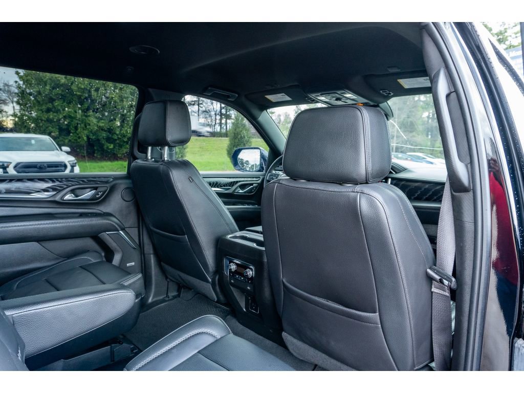 Used 2023 GMC Yukon Denali image 16