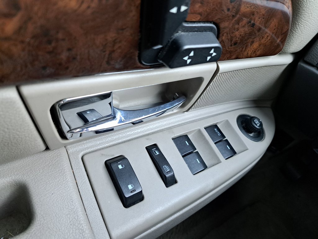 Used 2009 Mercury Grand Marquis LS image 19
