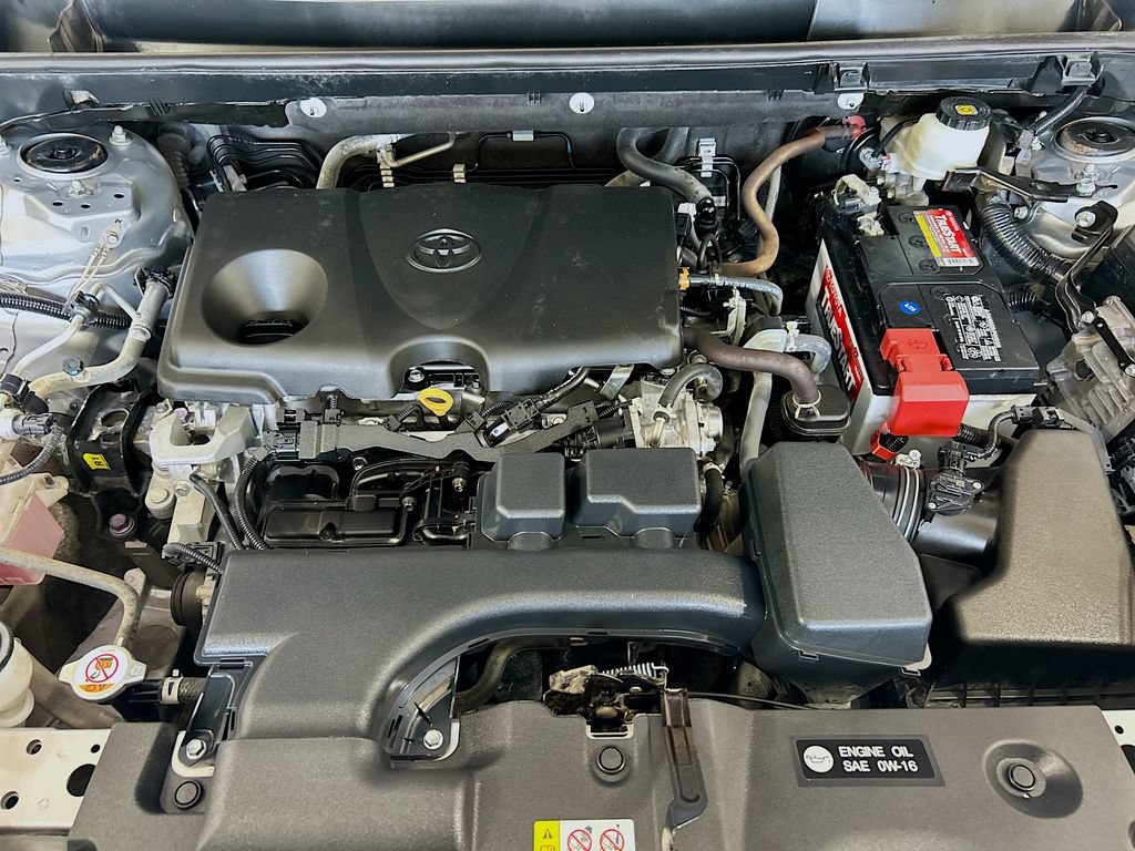 Used 2022 Toyota RAV4 XLE Premium FWD image 27