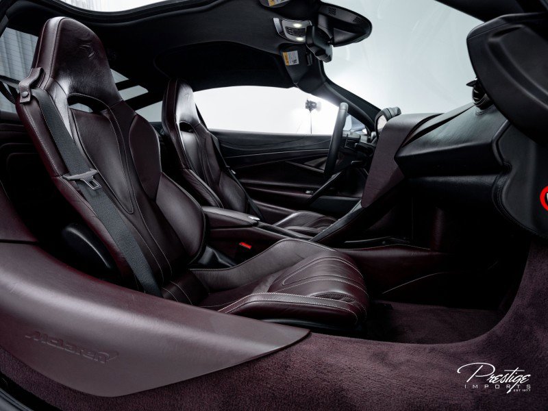 Used 2018 McLaren 720S Luxury RWD image 40