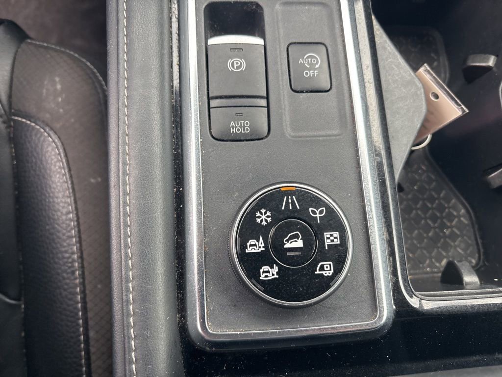 Used 2023 Nissan Pathfinder SL image 13