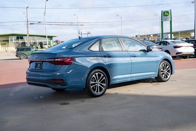 New 2026 Volkswagen Jetta Sport FWD image 6