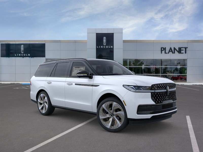 New 2026 Lincoln Navigator Black Label w/ Black Label Special Edition AWD/4WD image 7