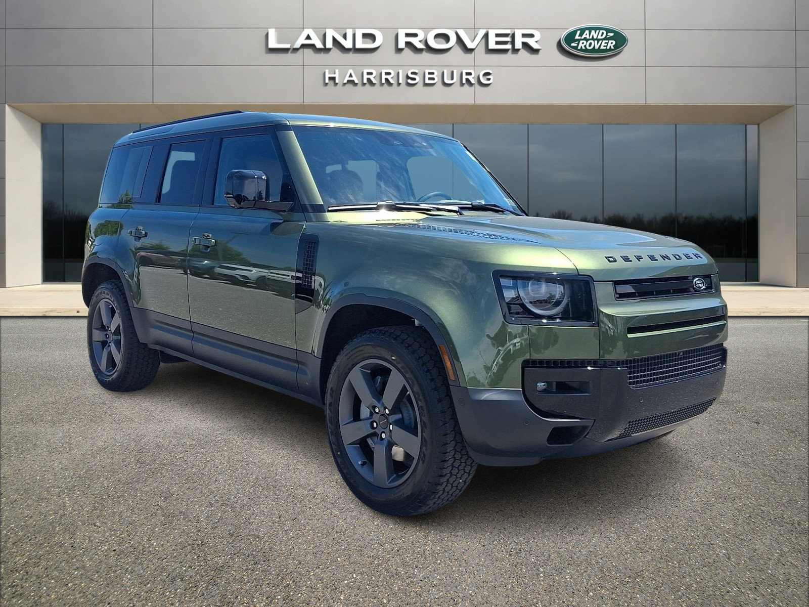 Used 2026 Land Rover Defender 110 S AWD/4WD image 3